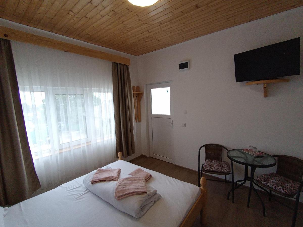 La Mariana Hotell Vama Veche Exteriör bild